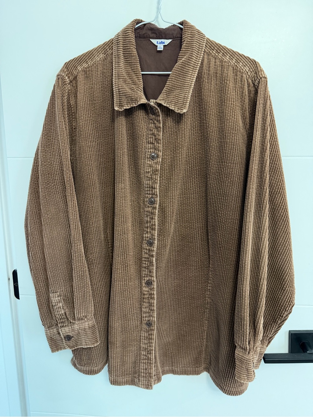 Tabi: Corduroy Button-Up Collared Jacket (ptp approx 26.5in) Size XXL